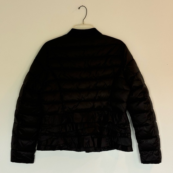 Black puffy quilted jacket, Tahari Large, with ruffles - Picture 2 of 9